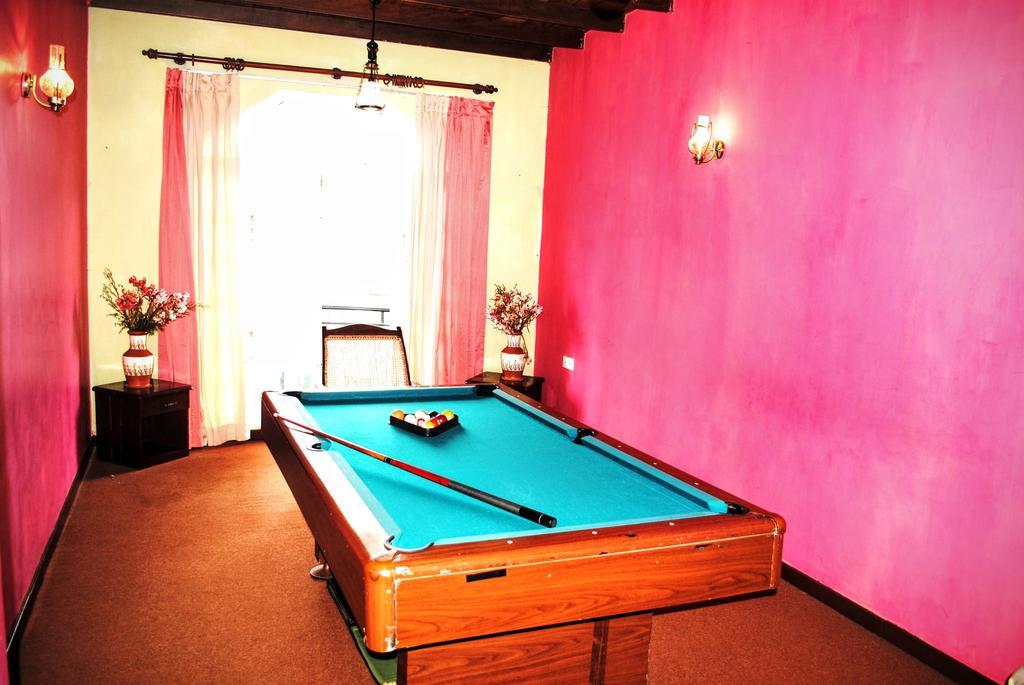 Binota Hotel Nuwara Eliya Buitenkant foto