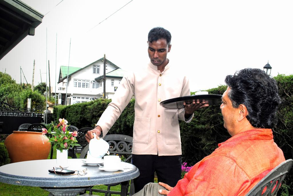 Binota Hotel Nuwara Eliya Buitenkant foto