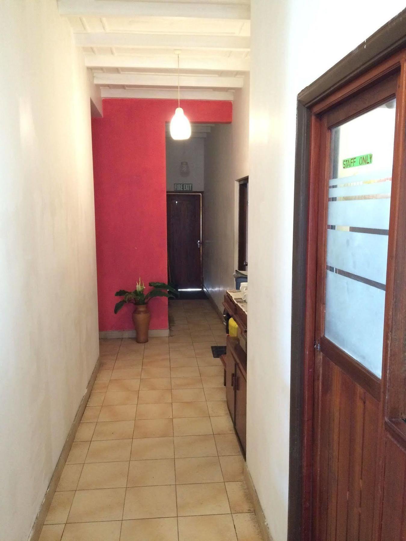 Binota Hotel Nuwara Eliya Buitenkant foto