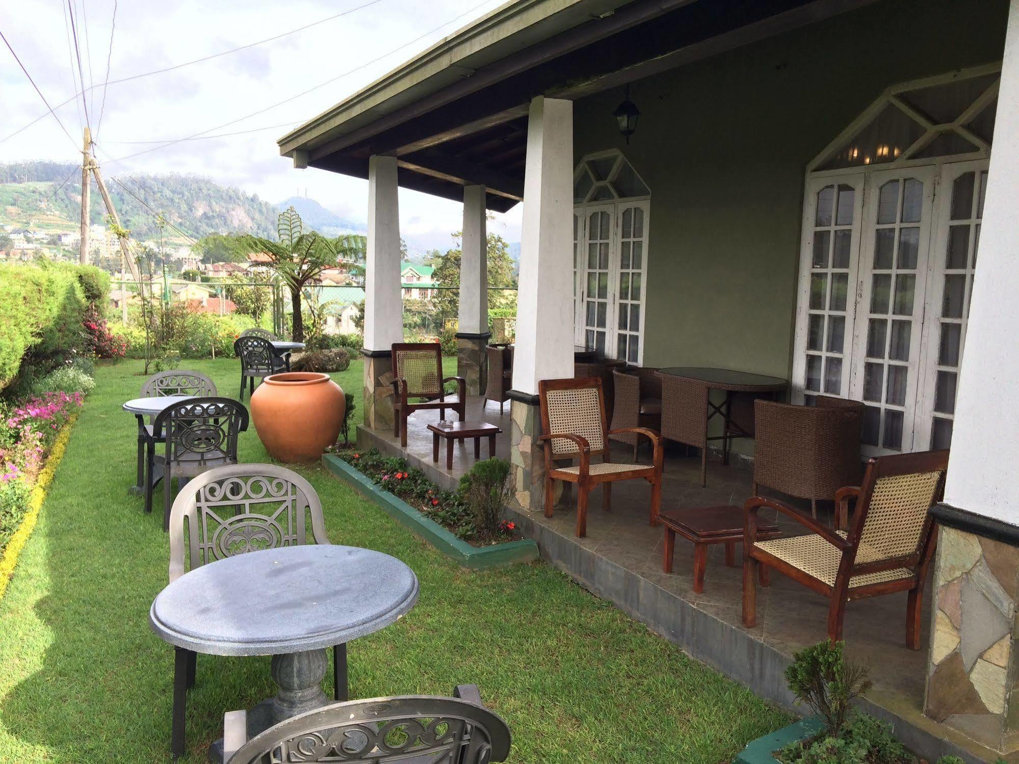 Binota Hotel Nuwara Eliya Buitenkant foto